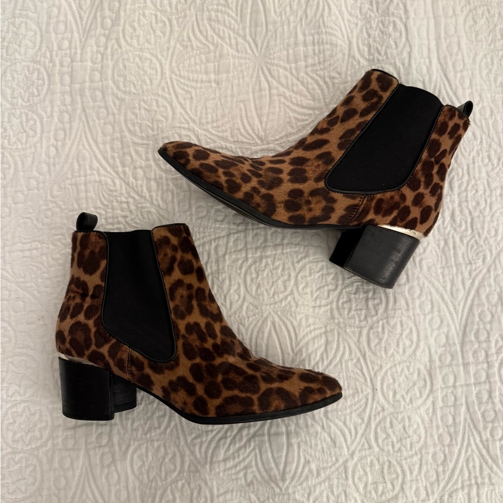 Nine West Cheetah Ankle Boots Size 7